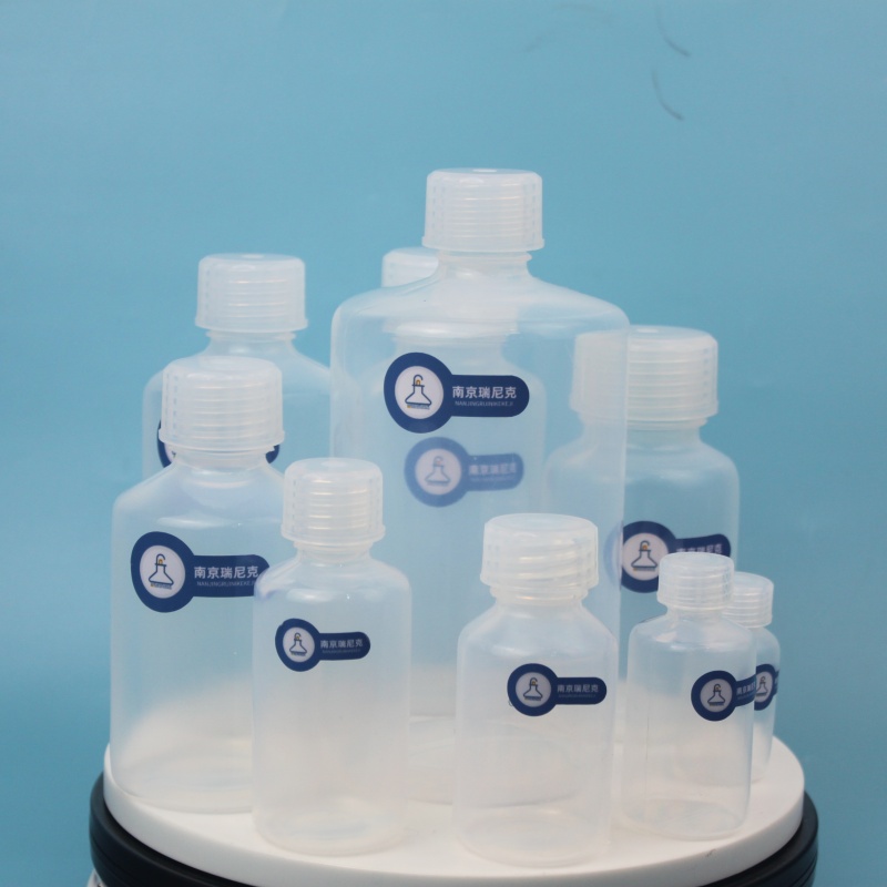 推出半導(dǎo)體級(jí)專用標(biāo)準(zhǔn)參考物質(zhì)容器——PFA試劑瓶